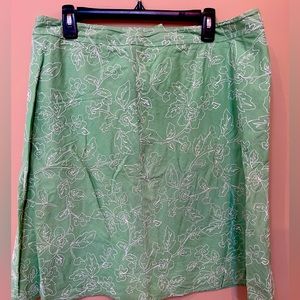 Women’s skirt, Talbots, size 14, light green with white threaded embroidery